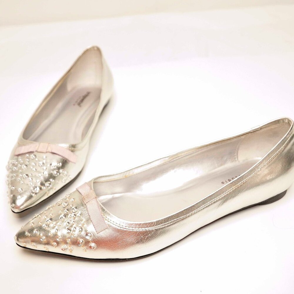 Bridgewater Studio Ballet Flates Pointed Toe Silver size 7.5
